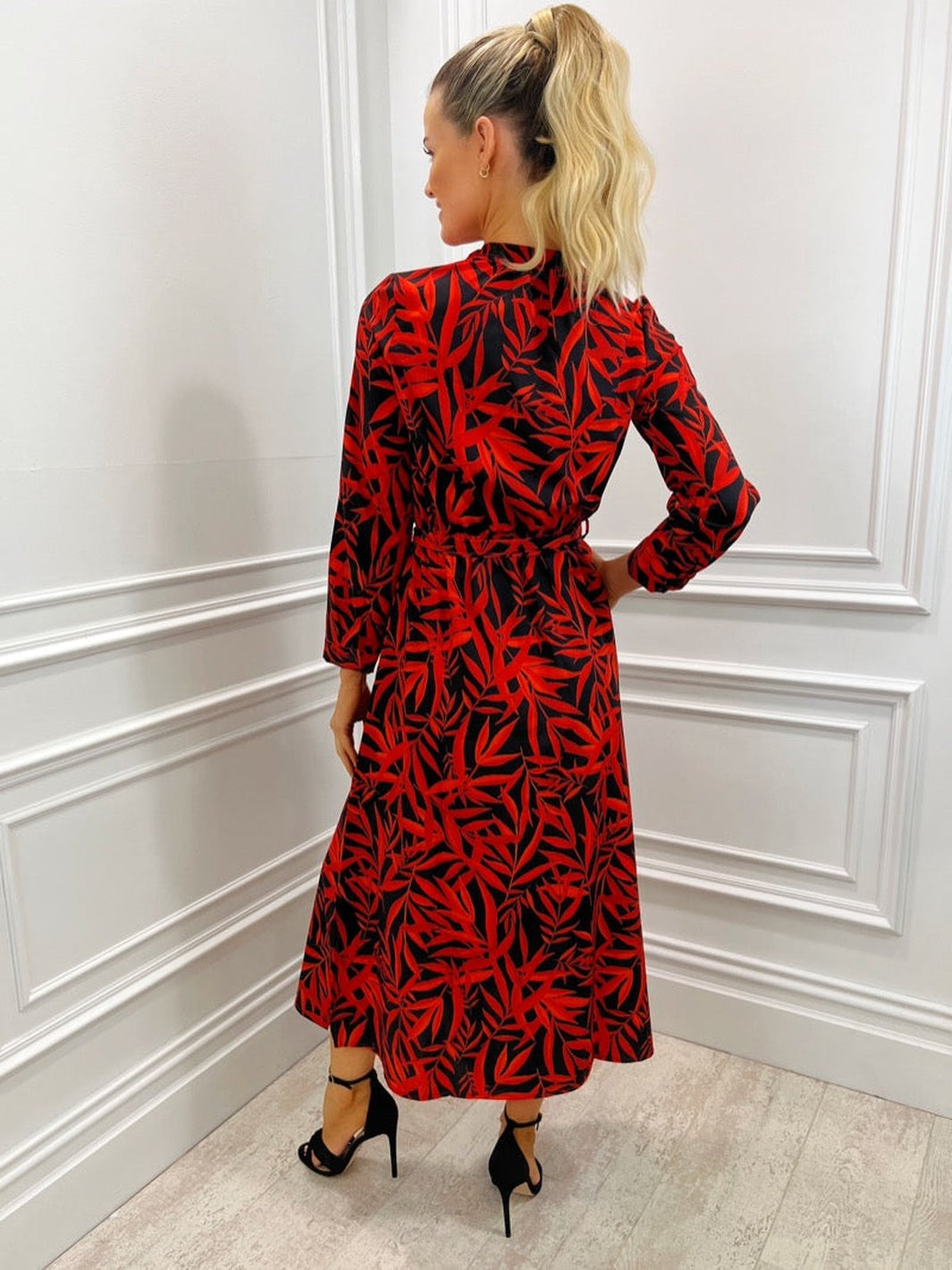 Kate & Pippa Capri Dress AW22 - Black / Red Leaf-Nicola Ross