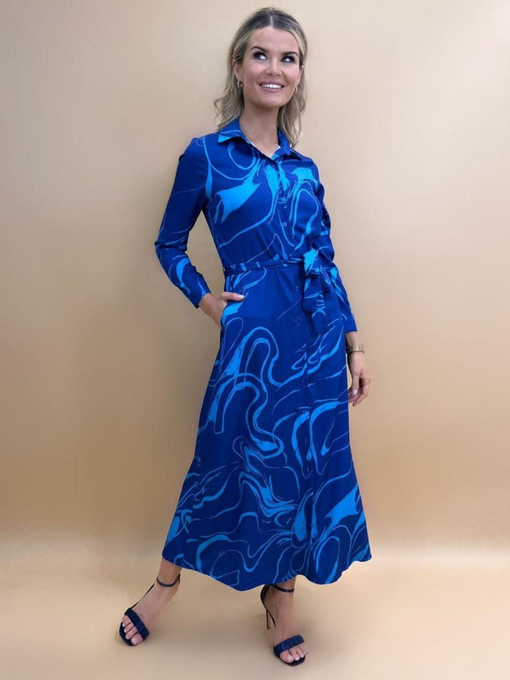 Kate-Pippa-Luca-Shirt-Dress-Blue-Swirl-3_13e87fa6-5217-4a07-8cc0-6e7a8ea399a6