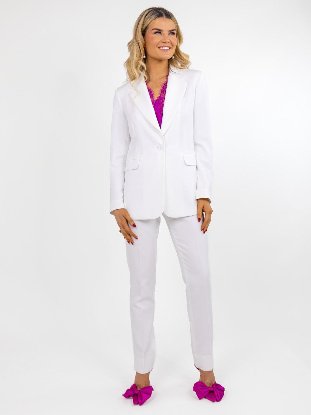 Kate & Pippa Sassari Blazer In White-Nicola Ross